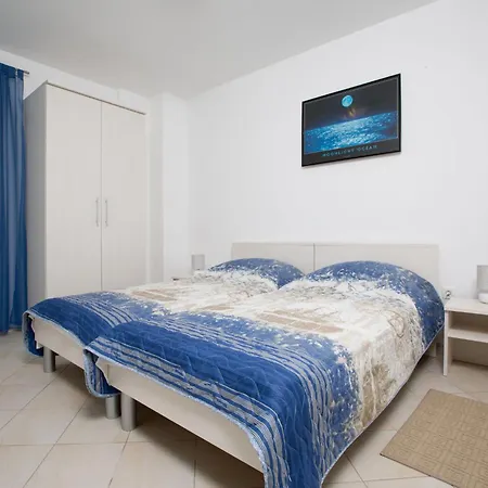 Vero-1 By Interhome *