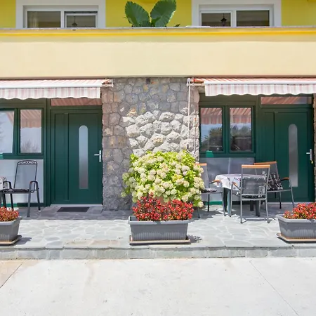 Apartament Vero-1 By Interhome