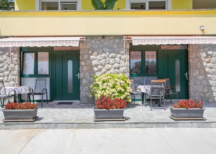 Apartament Vero-1 By Interhome